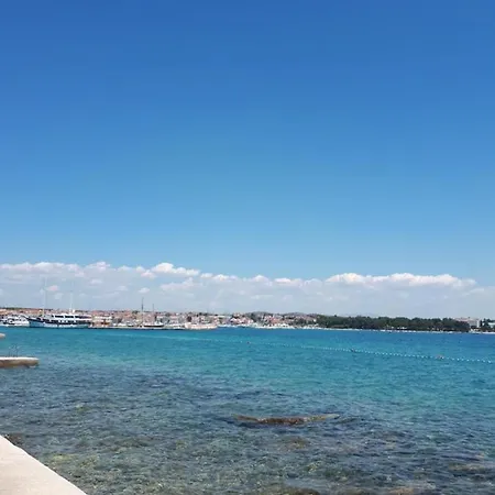 Kuca Za Odmor Emanuela Hébergement de vacances Vodice