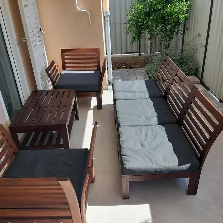 Kuca Za Odmor Emanuela Holiday home *