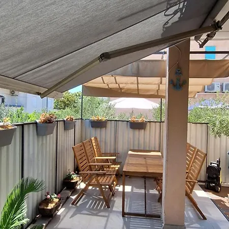 Holiday home Kuca Za Odmor Emanuela