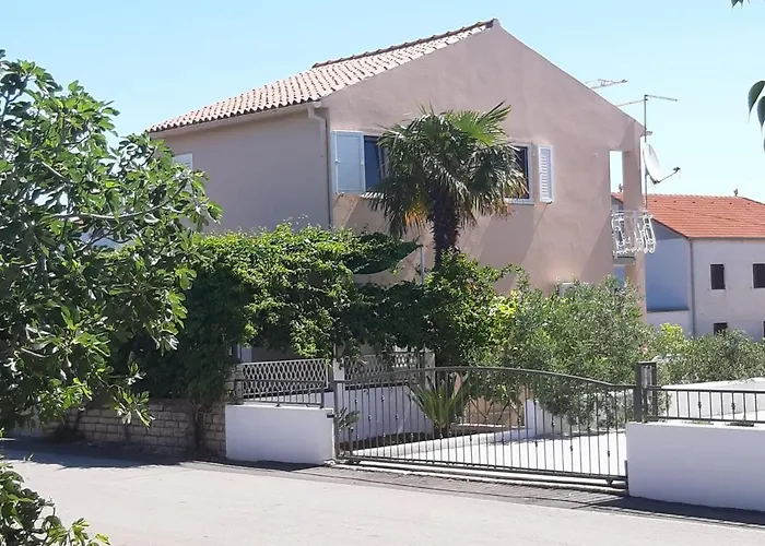 Kuca Za Odmor Emanuela Prázdninový dům Vodice